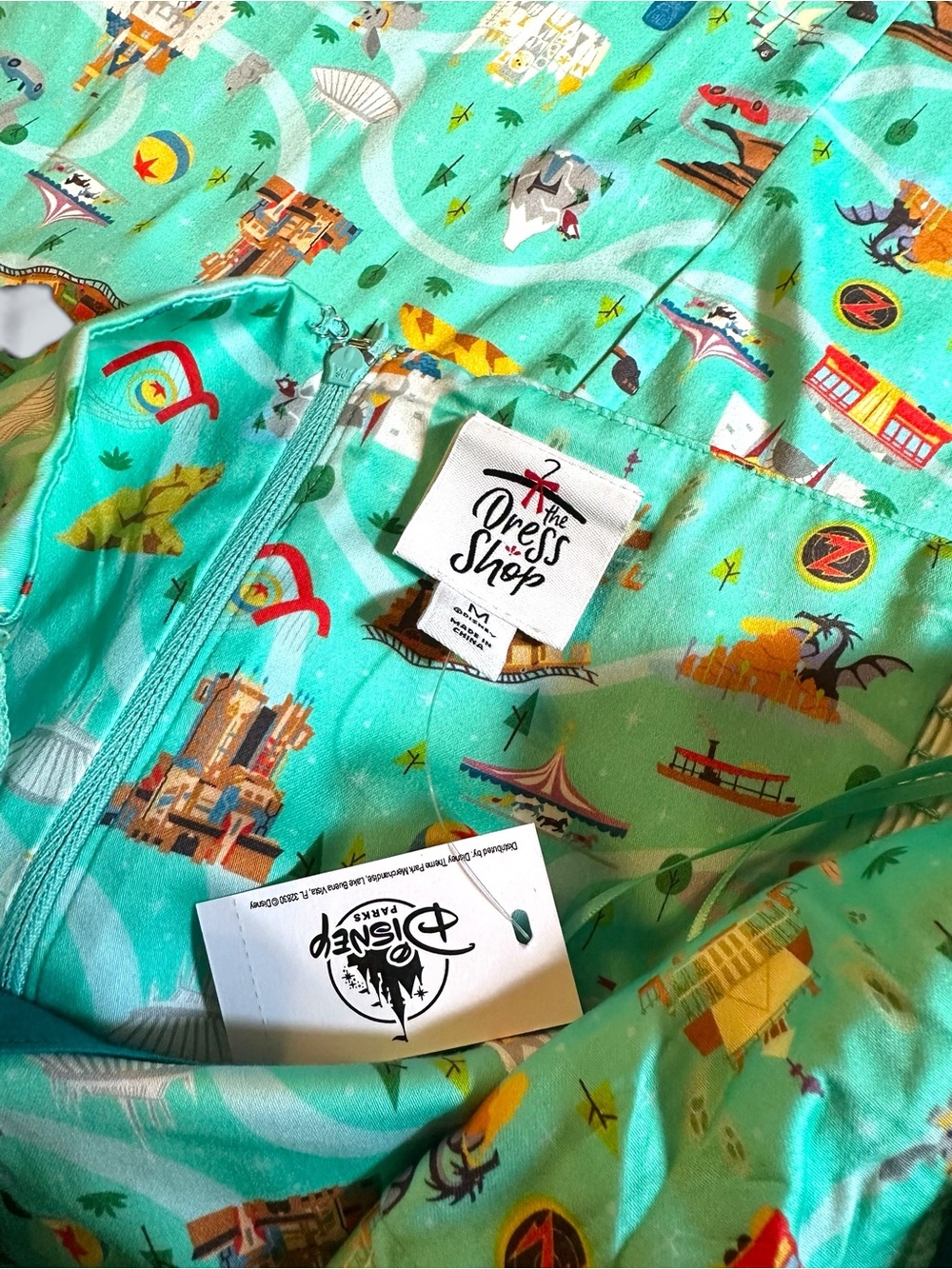 Disneyland DISNEY Parks The Dress Shop Attractions Retro Style Medium NEW NWT - Picture 6 of 10